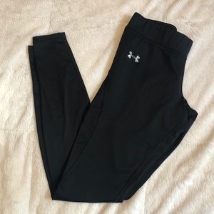 Under Armour thermal fitted leggings size small